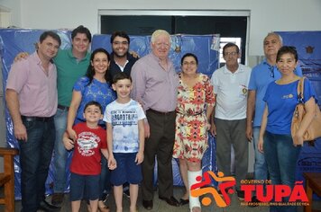 Foto - Prefeitura faz doações para o albergue de Tupã