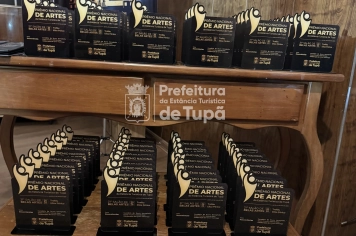 Foto - Solenidade de homenagem aos artistas do 21º Salão de Belas Artes | 20/05/2026 ✨