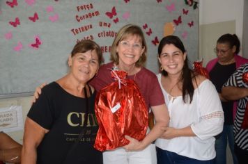 Foto - Bolsa Solidária arrecada mais de 140 bolsas para mulheres em situação vulnerável