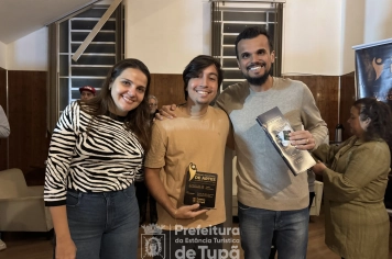Foto - Solenidade de homenagem aos artistas do 21º Salão de Belas Artes | 20/05/2026 ✨