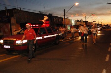 Foto - Papai Noel abre comércio tupãense