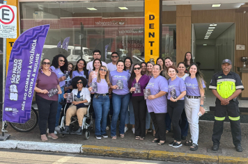 Secretaria de Desenvolvimento Social e Família realiza ação de conscientização sobre o Agosto Lilás