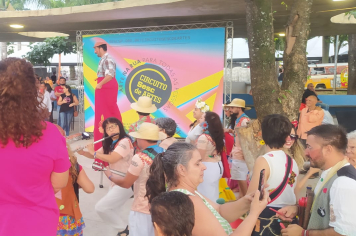 No Dia das Mães, Circuito Sesc une famílias na Praça da Bandeira