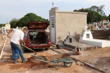 Secretaria de Obras inicia melhorias em cemitérios