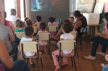 Creches municipais recebem sessão de cinema do Pontos MIS