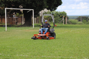 Nova roçadeira vai dar mais agilidade na manutenção de praças esportivas