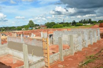 Construção de creche escola no Parque Universitário finaliza fase de terraplenagem 