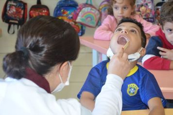 Dentistas da Atenção Básica realizam ações educativas na Semana da Saúde Bucal 