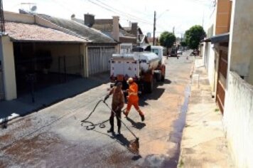 Prefeitura inicia recape na Zona Oeste da cidade
