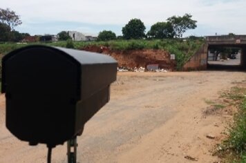 Moradores precisam se conscientizar quanto ao descarte incorreto de lixo