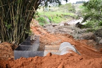 Reconstrução da Ponte da Pitangueira será finalizada na próxima terça-feira