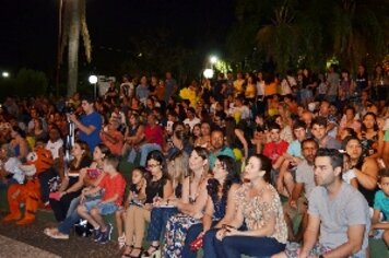 2ª Feira de profissões reúne grande público na Praça da Bandeira