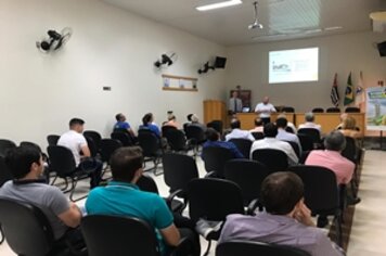 Workshop reuniu vários empresários e representantes de associações