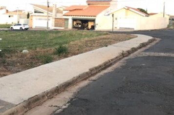 Prefeitura realiza levantamento para a regularização de calçadas