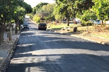 Prefeitura executa recapeamento na Rua Clementino Campos Rocha e Rua Godie Egídio Fernandes