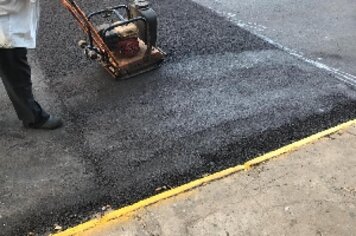 Prefeitura implanta lombadas e sinalizações na rua Marília