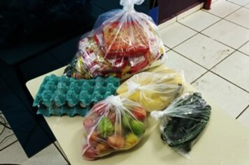 Escolas do Município voltam a distribuir kits de alimentos
