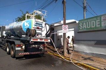 Prefeitura segue com higienização em espaços públicos