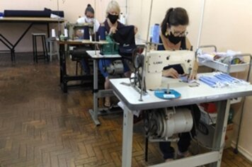 Escola Profissionalizante já confeccionou mais 7 mil máscaras de proteção