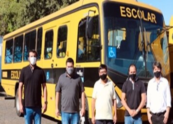 Educação recebe novo ônibus adaptado para a Rede Municipal de Ensino
