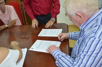 Gaspar sanciona Plano Diretor de Turismo e nova lei do Prodet