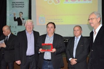 Homenagens foram um dos destaques do 16º Fórum de Debates