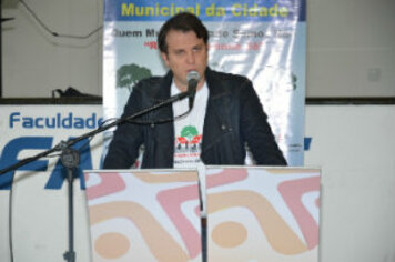 Propostas contemplam sugestões em todas as áreas de administração do município e Estado