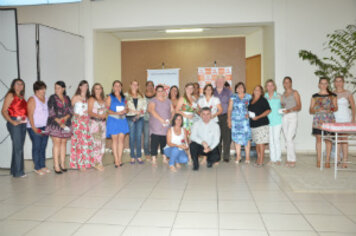 Homenagens e prestação de serviços marcaram encerramento das atividades do mês das mulheres