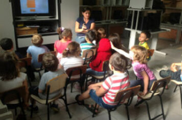 Curso de inglês é bem avaliado pelas escolas da rede municipal