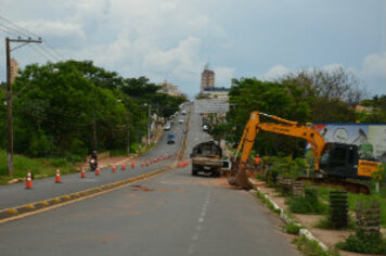 Prefeitura começa a reconstruir ponte da Tamoios