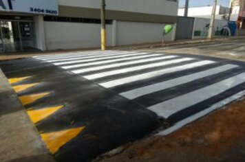 Prefeitura investe na implantação de faixa elevadas de pedestres