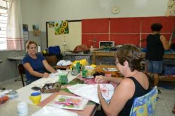 Escola Profissionalizante abre inscrições para vários cursos