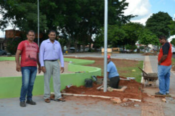 Praça da Figueira será entregue hoje e amanhã entrega da praça “Thomézinho”