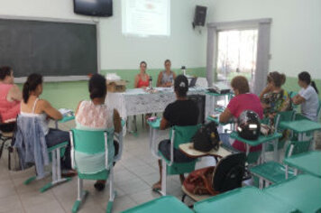 Equipe pedagógica realiza formação para diretoras de creches