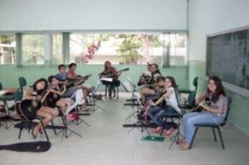 Projeto Crescer Juntos oferece 17 cursos para as crianças