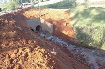 Prefeitura conclui obra de recuperação na estrada que dá acesso à Tupã x Parnaso