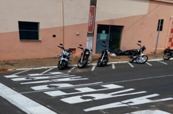 Governo investe em melhorias na sinalização de trânsito