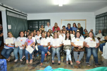 Polo da Beleza forma terceira turma em mais quatro cursos e já tem fila de espera