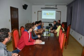 CONJUVE promove primeira reunião no município