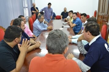Deputado federal Sinval Malheiros visita Tupã