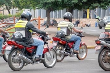 Prazo para recadastramento de mototaxistas segue até amanhã