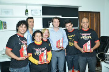 Prefeito recebe campeão de prêmios no Festival de Teatro de Congonhas- MG