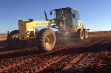 Secretaria de Obras recupera “Estrada do Morishita”