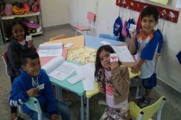 Álbum das Olimpíadas promove socialização entre alunos