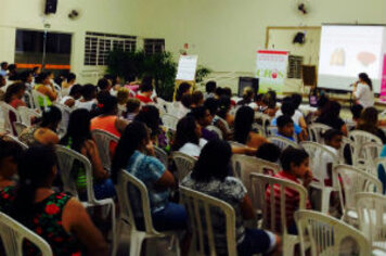 Palestra com psicóloga no CRAS Leste falou sobre autoestima