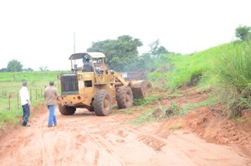 Prefeitura inicia melhorias no prolongamento da rua Caingangs
