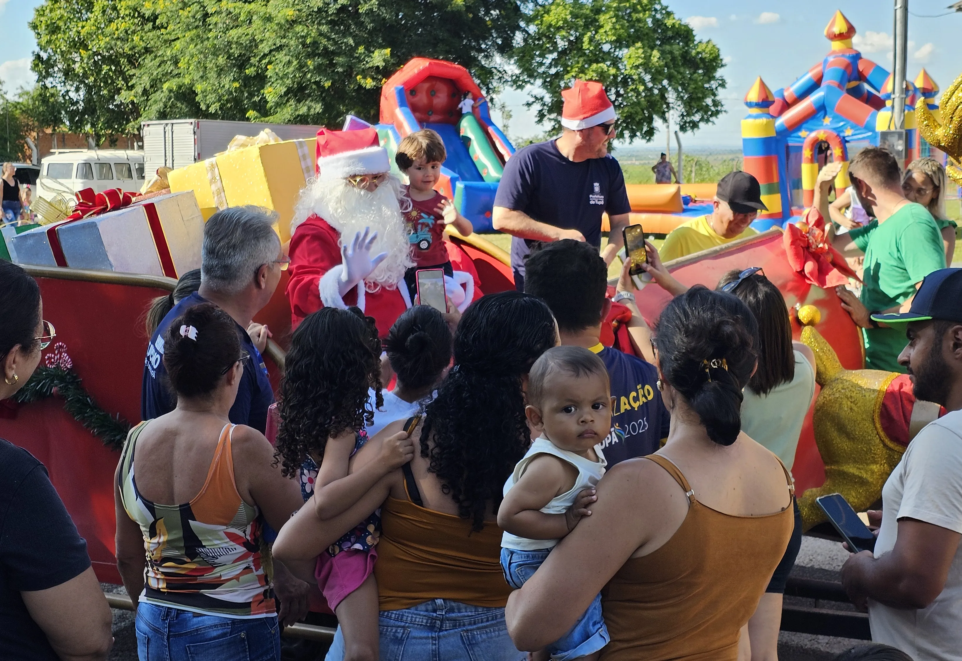 Festa de Natal das Crianças emociona e reúne público recorde