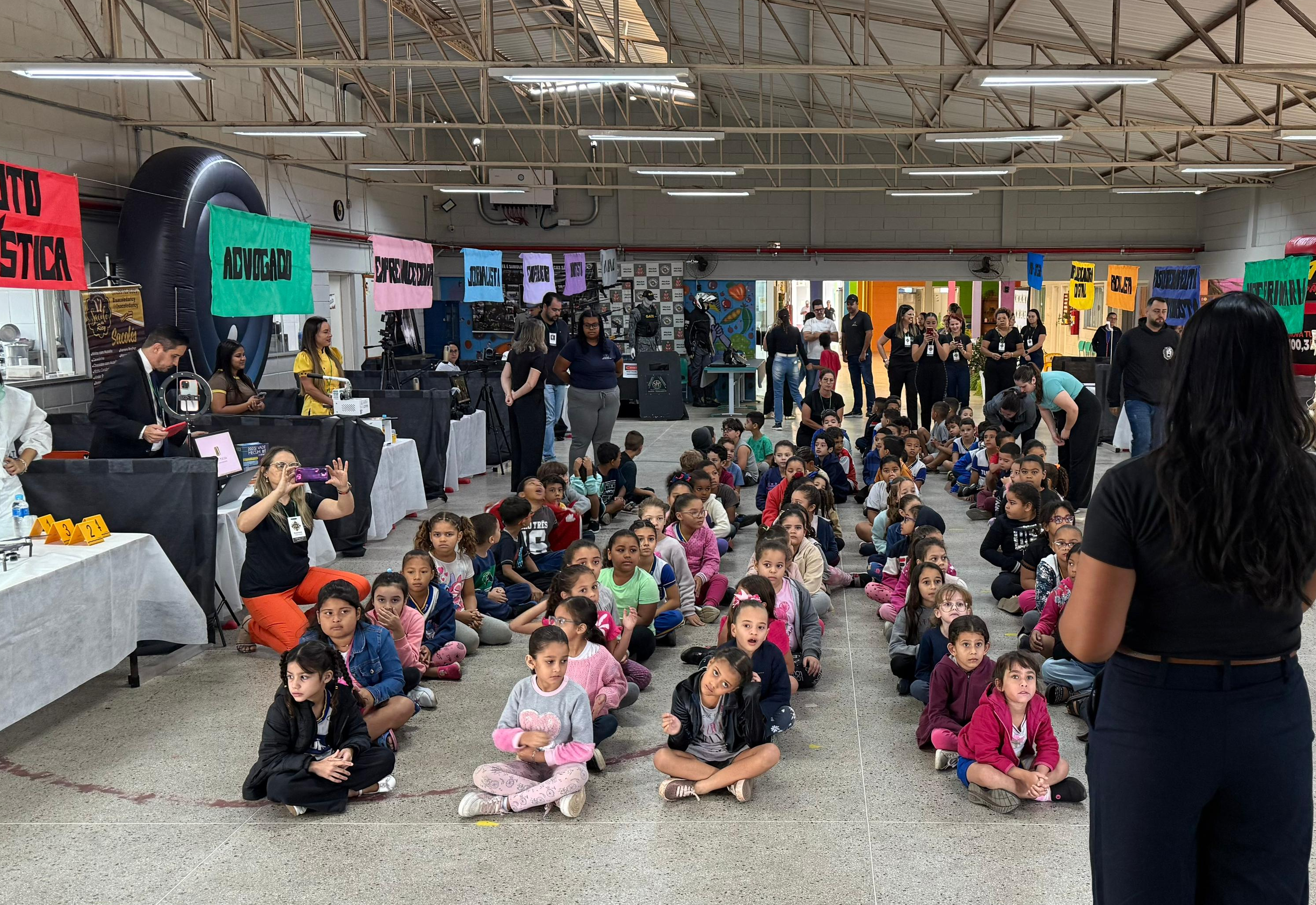 Fórum de Profissões leva crianças a debater, analisar e conhecer mercado de trabalho