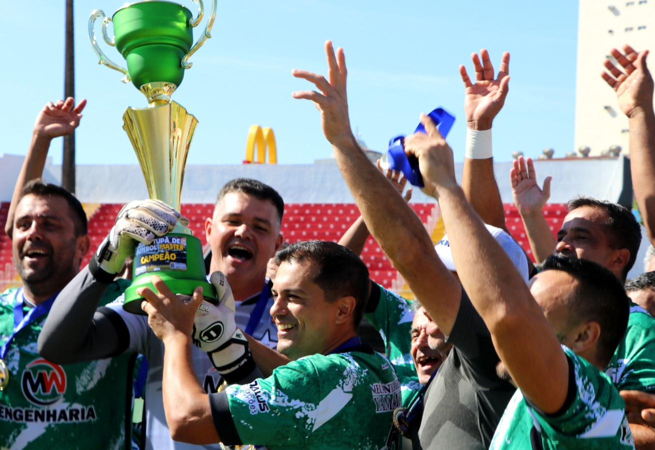 Nos pênaltis, Cecap vence Copa Tupã de Futebol Master
