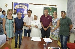 Prefeitura repassa às entidades mais de R$ 49 mil dos fundos municipais